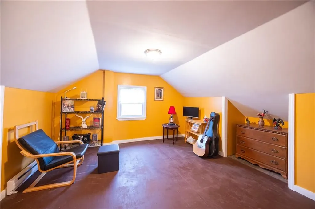 19 Oswald Street Pawtucket RI 02861