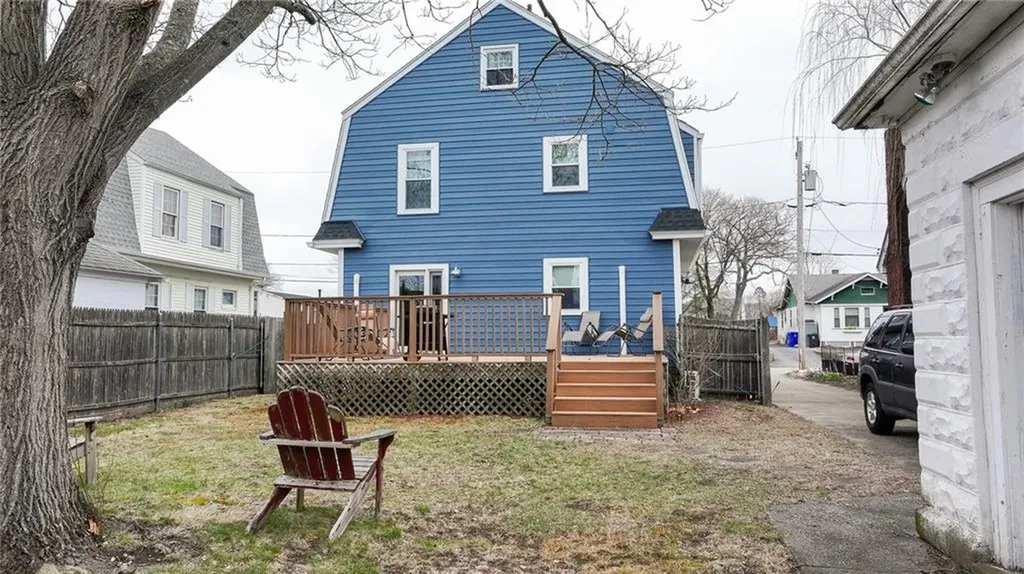 19 Oswald Street Pawtucket RI 02861