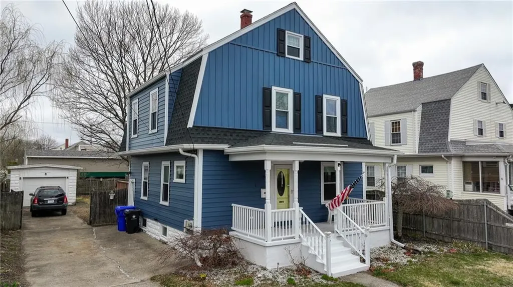 19 Oswald Street Pawtucket RI 02861