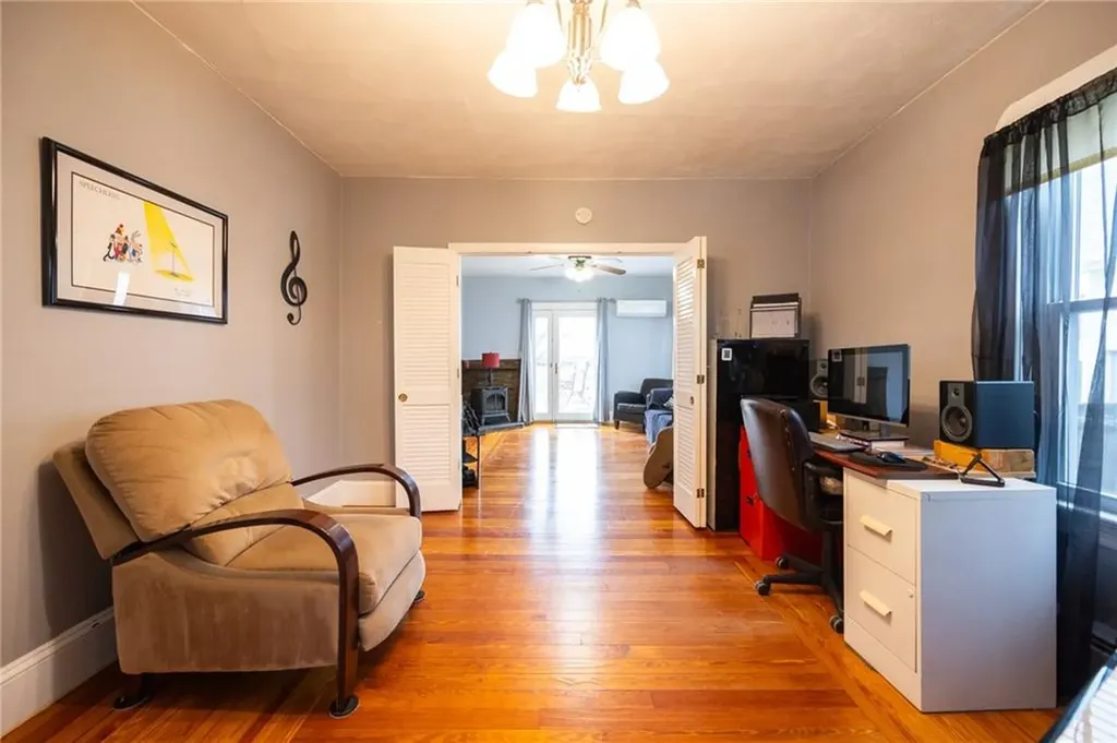 19 Oswald Street Pawtucket RI 02861