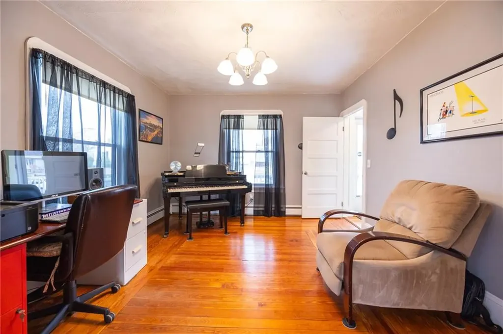 19 Oswald Street Pawtucket RI 02861