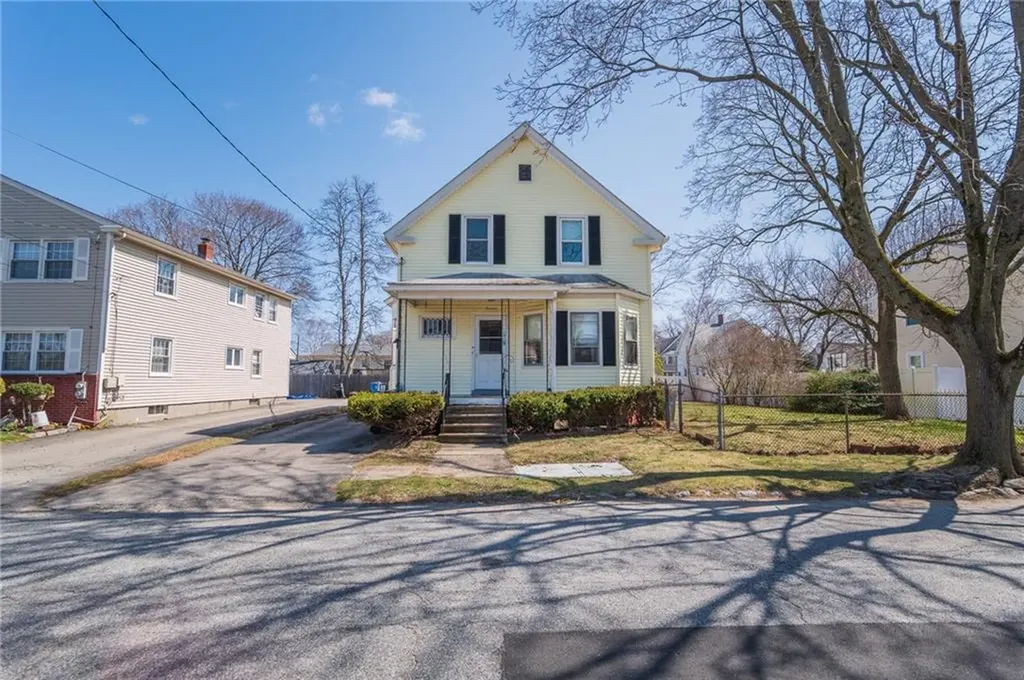 14 Grove Avenue Cranston RI 02910