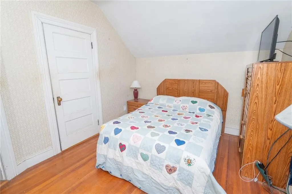 14 Grove Avenue Cranston RI 02910