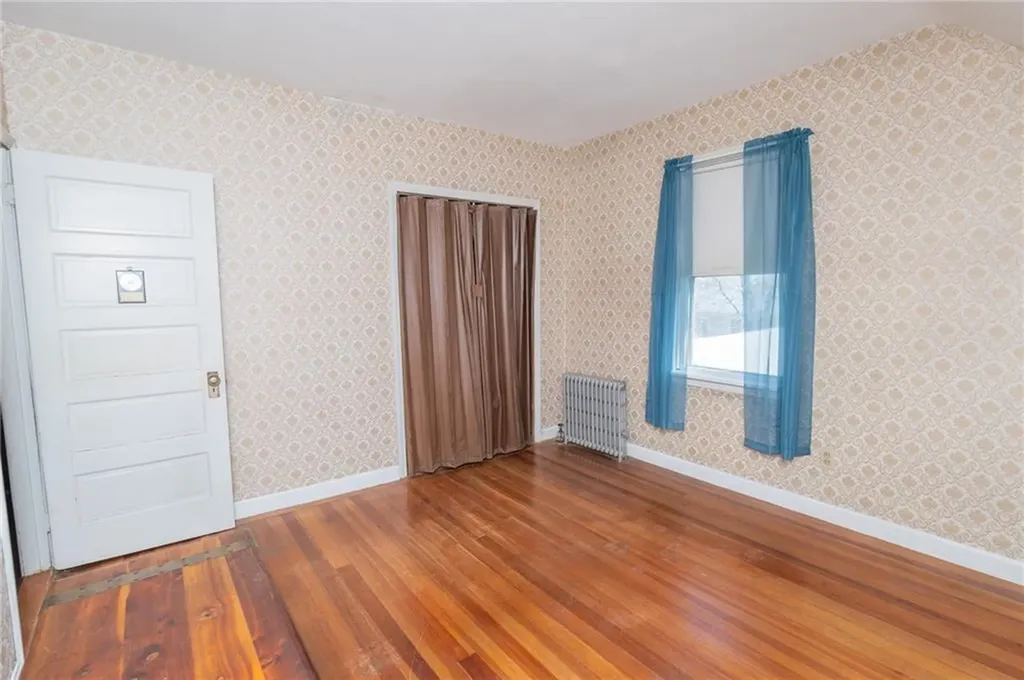 14 Grove Avenue Cranston RI 02910
