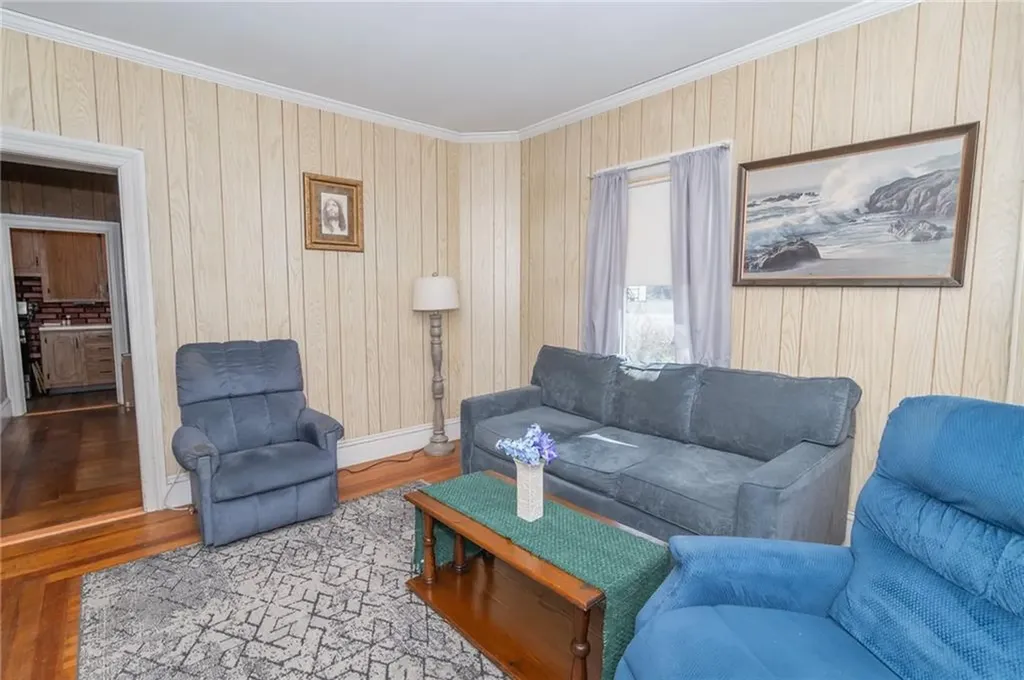 14 Grove Avenue Cranston RI 02910