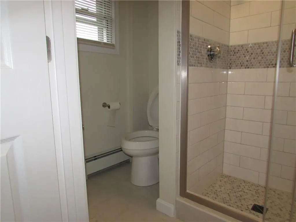 77 Seventh Street East Providence RI 02914