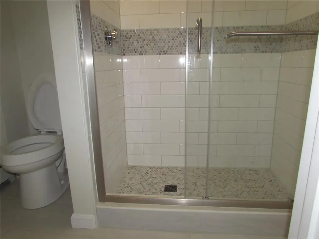 77 Seventh Street East Providence RI 02914