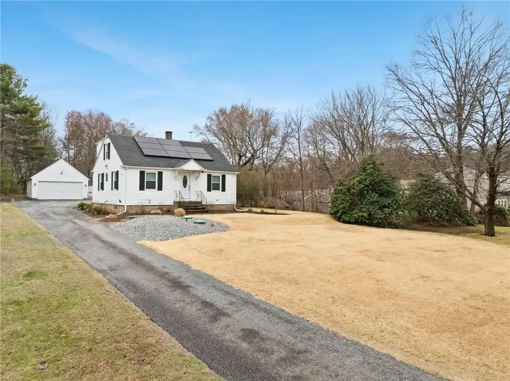 11 Sayles Hill Road North Smithfield RI 02896