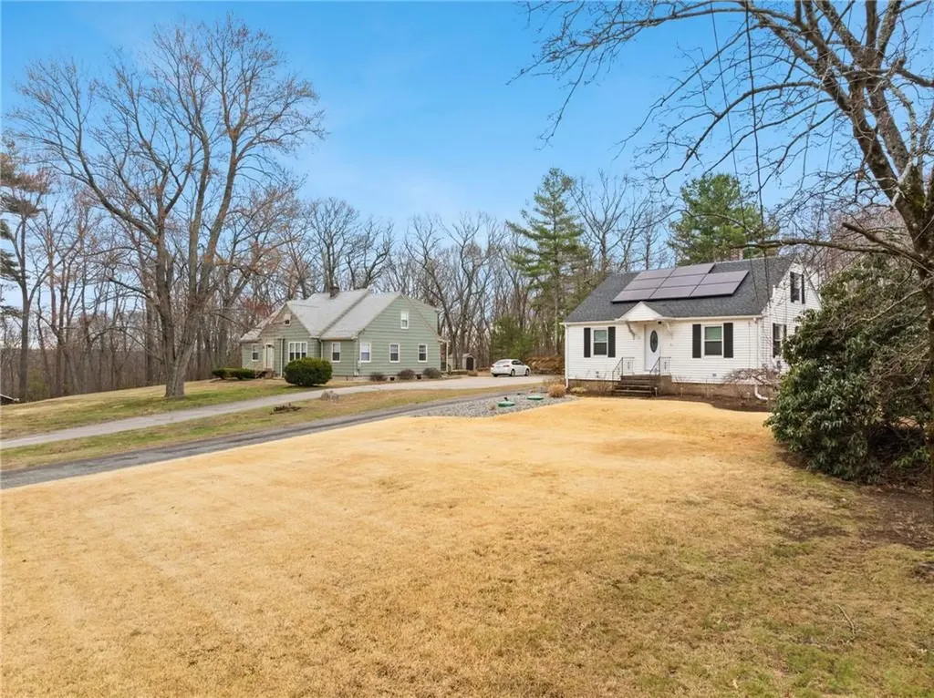 11 Sayles Hill Road North Smithfield RI 02896