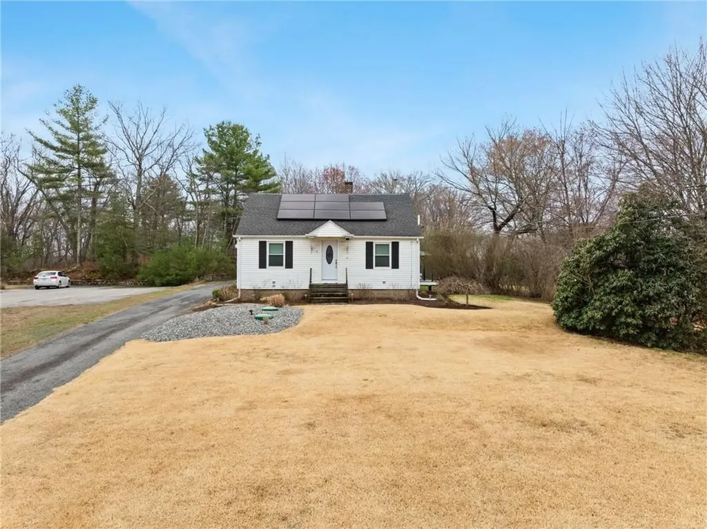 11 Sayles Hill Road North Smithfield RI 02896