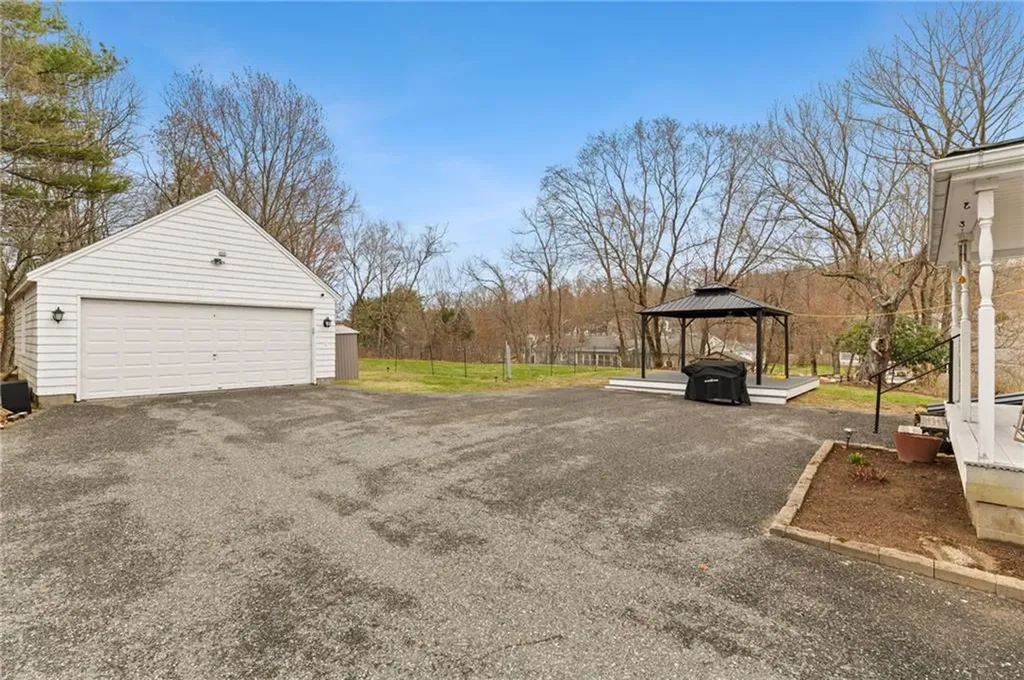 11 Sayles Hill Road North Smithfield RI 02896