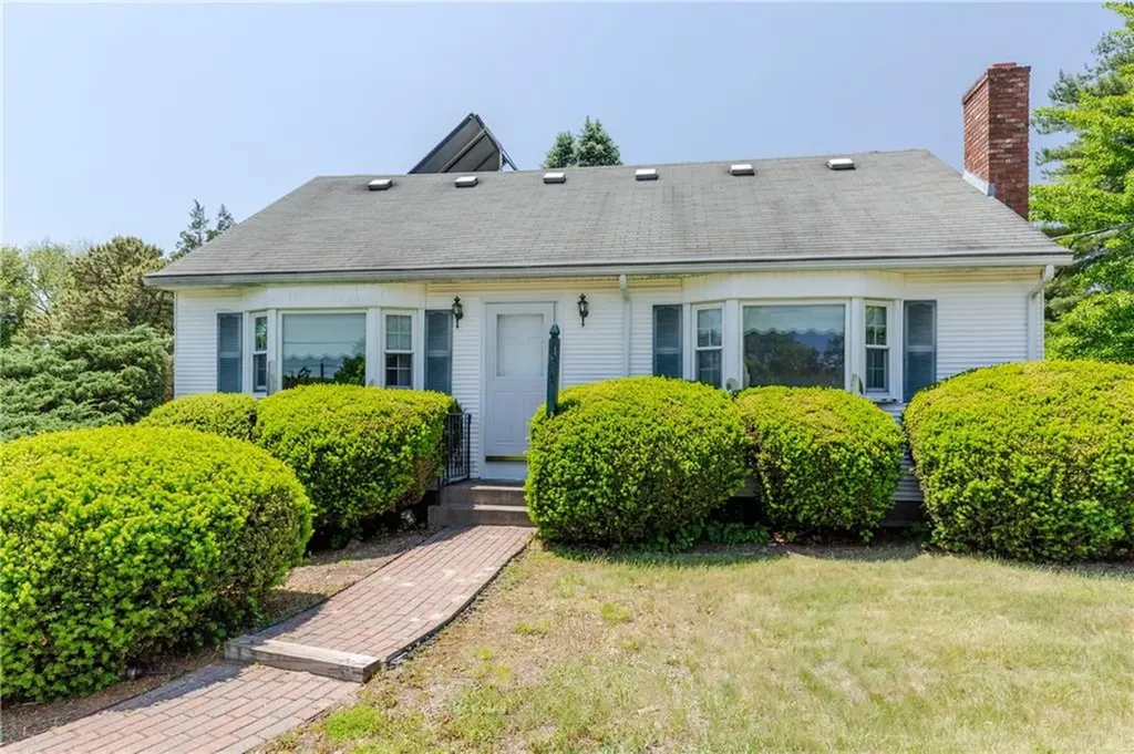 14 Meadow View Drive Smithfield RI 02917