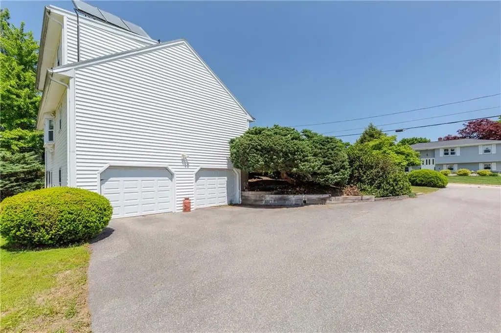 14 Meadow View Drive Smithfield RI 02917