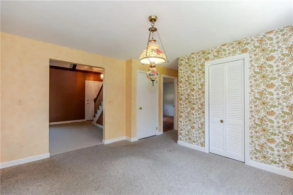 14 Meadow View Drive Smithfield RI 02917