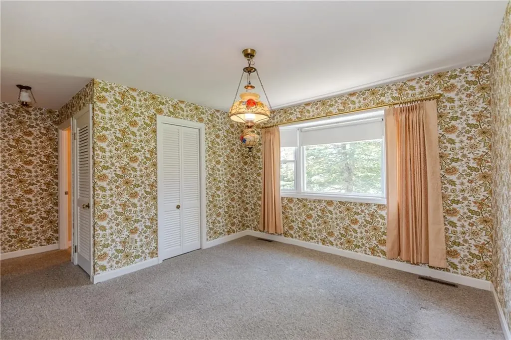14 Meadow View Drive Smithfield RI 02917