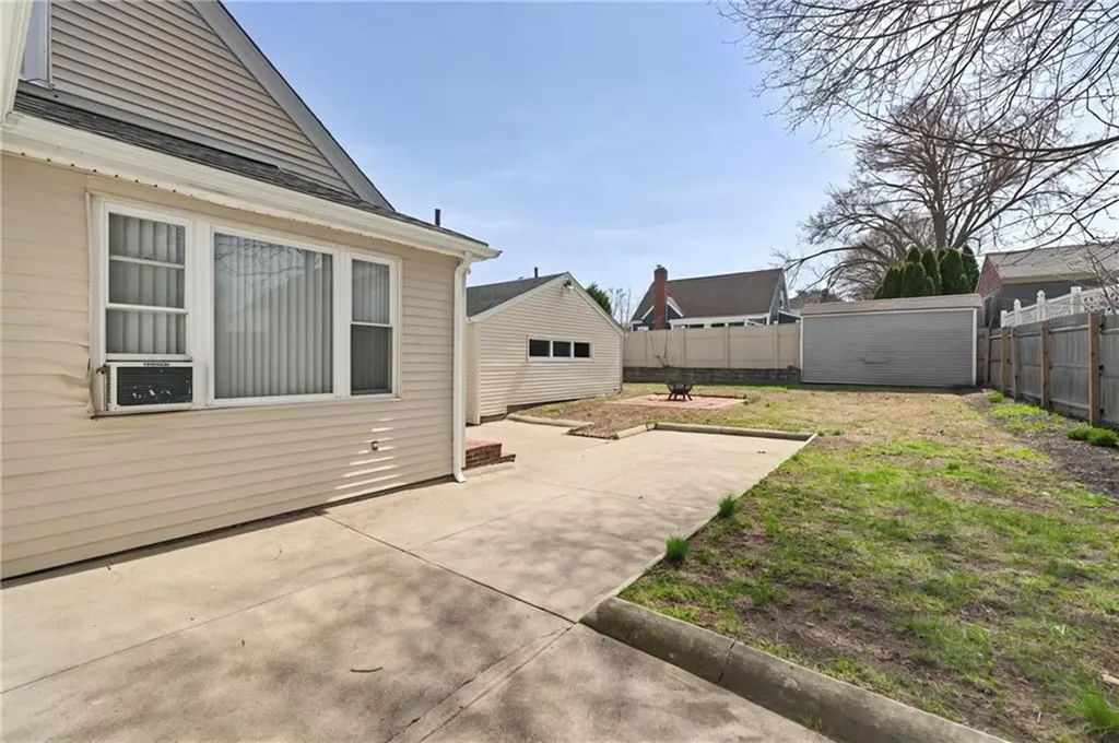 94 Waller Street Providence RI 02908