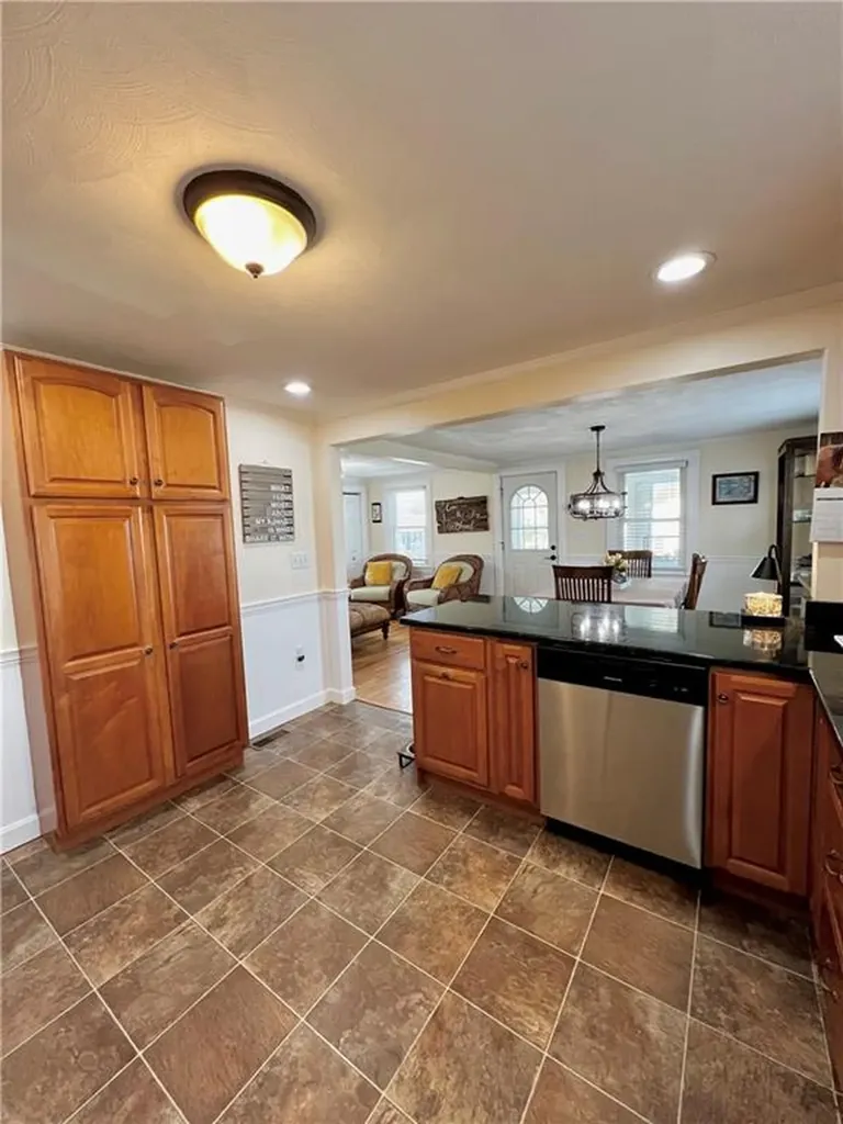 111 Mcgirr Street Cumberland RI 02864