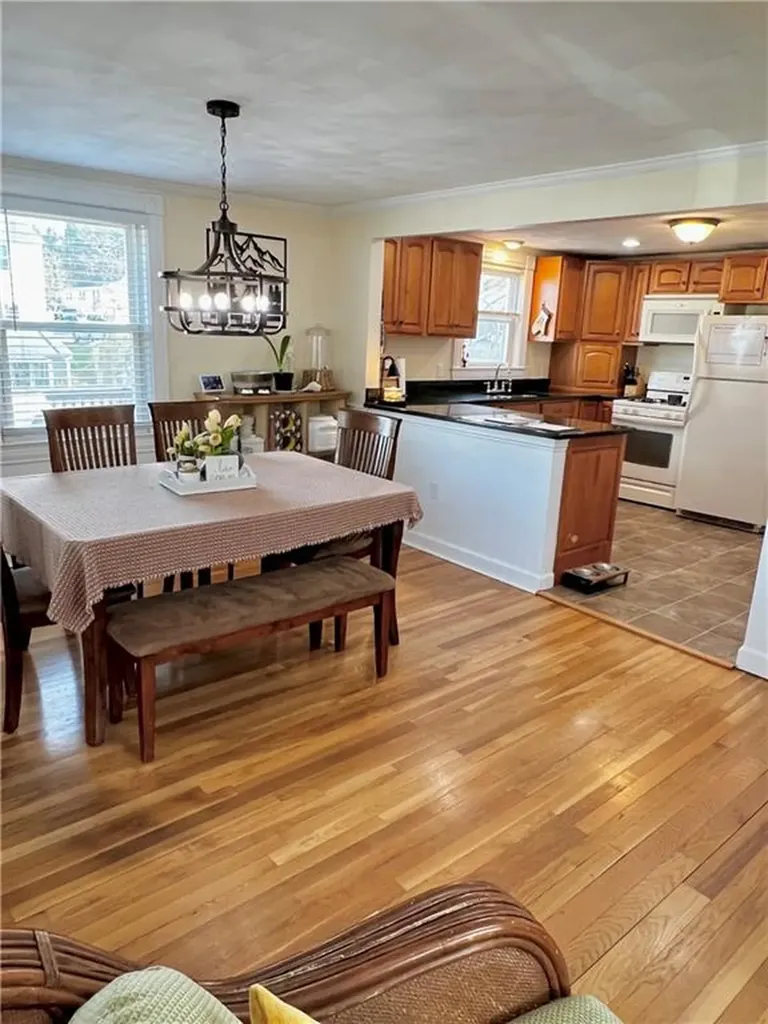 111 Mcgirr Street Cumberland RI 02864