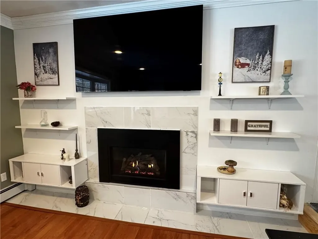 14 Salvas Court Cumberland RI 02864