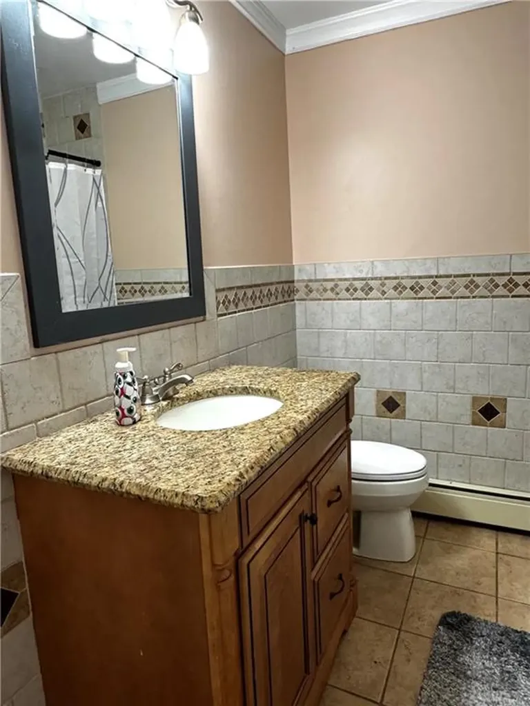 14 Salvas Court Cumberland RI 02864