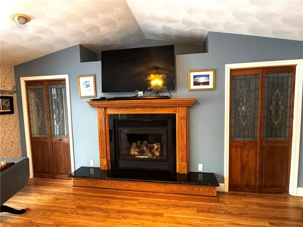 14 Salvas Court Cumberland RI 02864