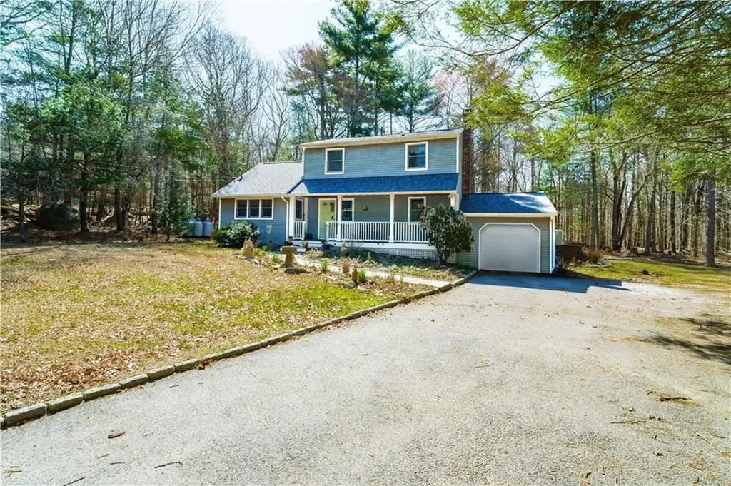39 Tug Hollow Road Richmond RI 02892
