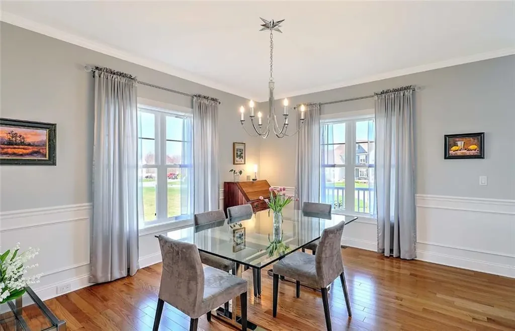 7 Kendal Court Cranston RI 02921