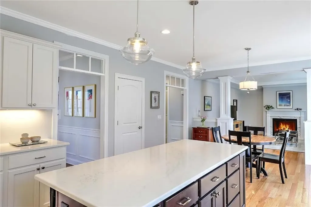 7 Kendal Court Cranston RI 02921
