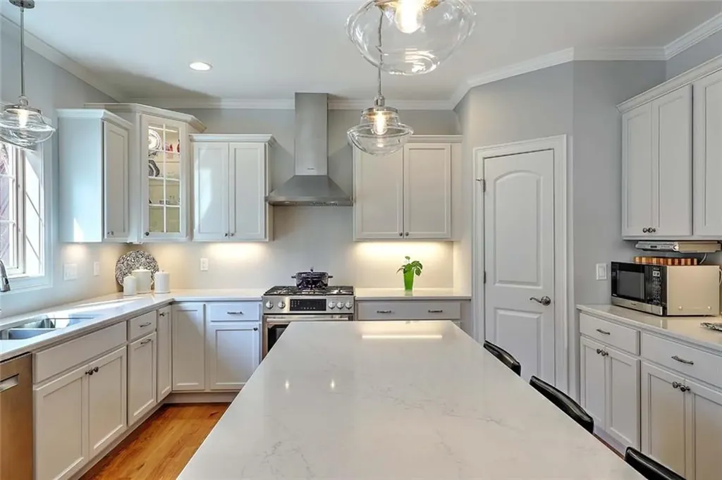 7 Kendal Court Cranston RI 02921