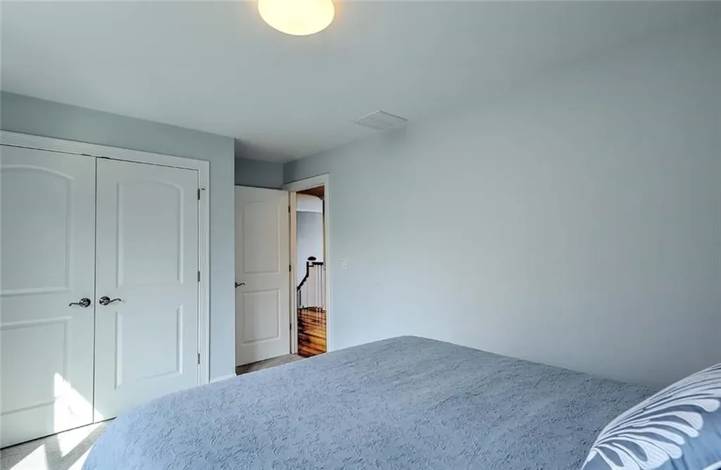 7 Kendal Court Cranston RI 02921