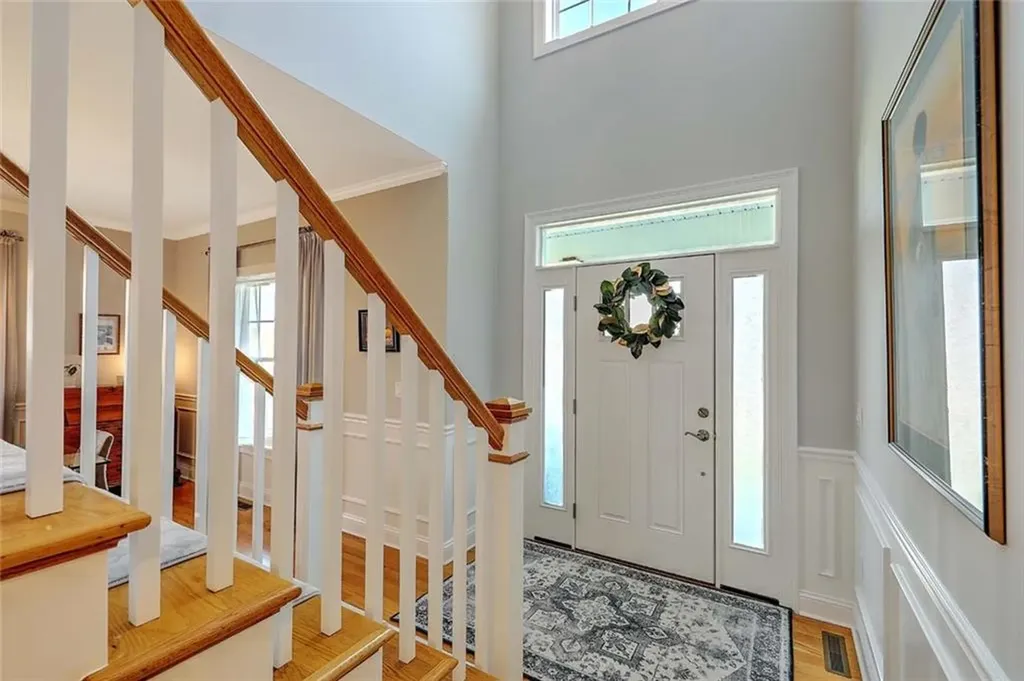 7 Kendal Court Cranston RI 02921