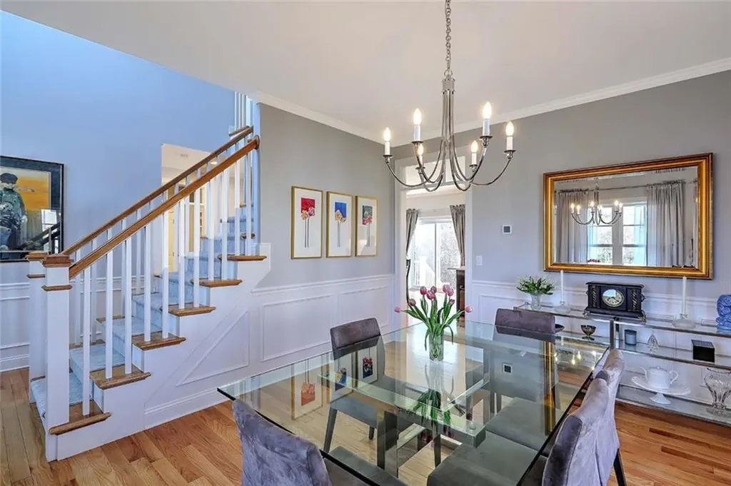 7 Kendal Court Cranston RI 02921