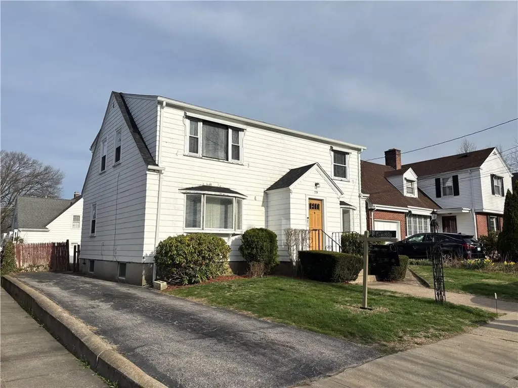 79 Waller Street Providence RI 02909