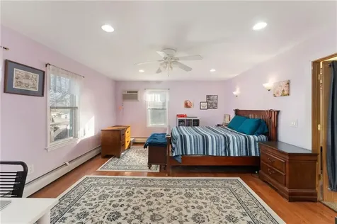 17 Columbia Avenue Lincoln RI 02865