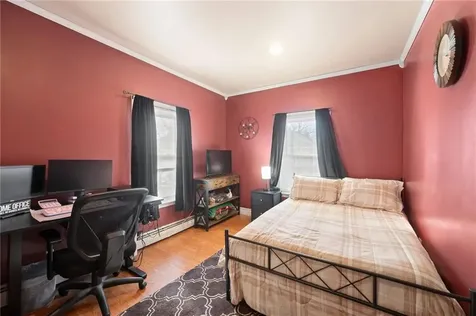 17 Columbia Avenue Lincoln RI 02865