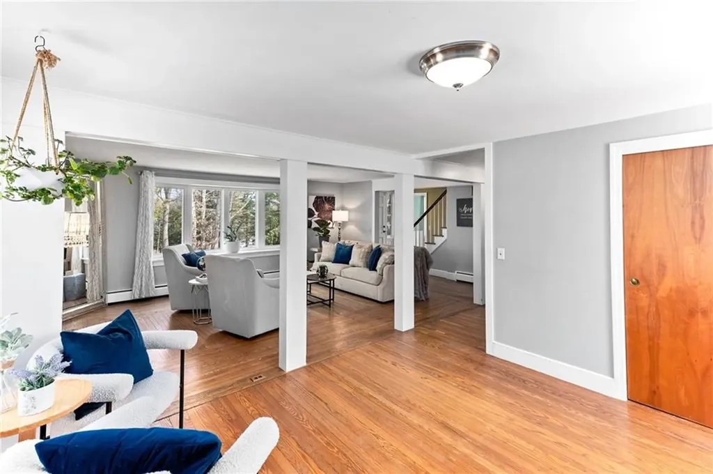 749 Commonwealth Avenue Warwick RI 02886