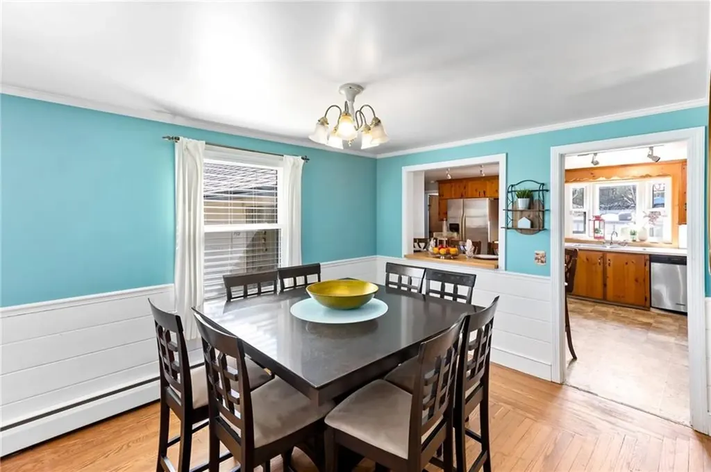 749 Commonwealth Avenue Warwick RI 02886