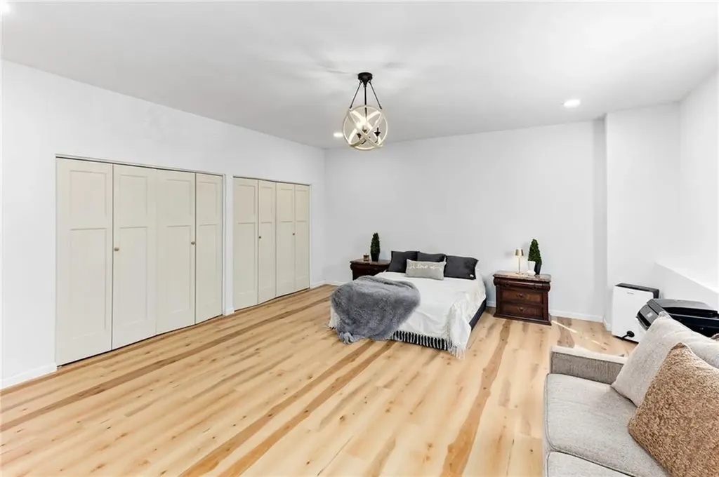 749 Commonwealth Avenue Warwick RI 02886
