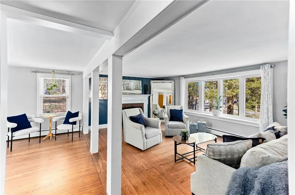 749 Commonwealth Avenue Warwick RI 02886