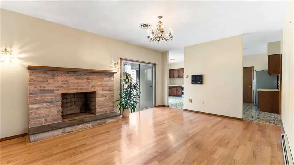 135 Carlson Drive Cumberland RI 02864