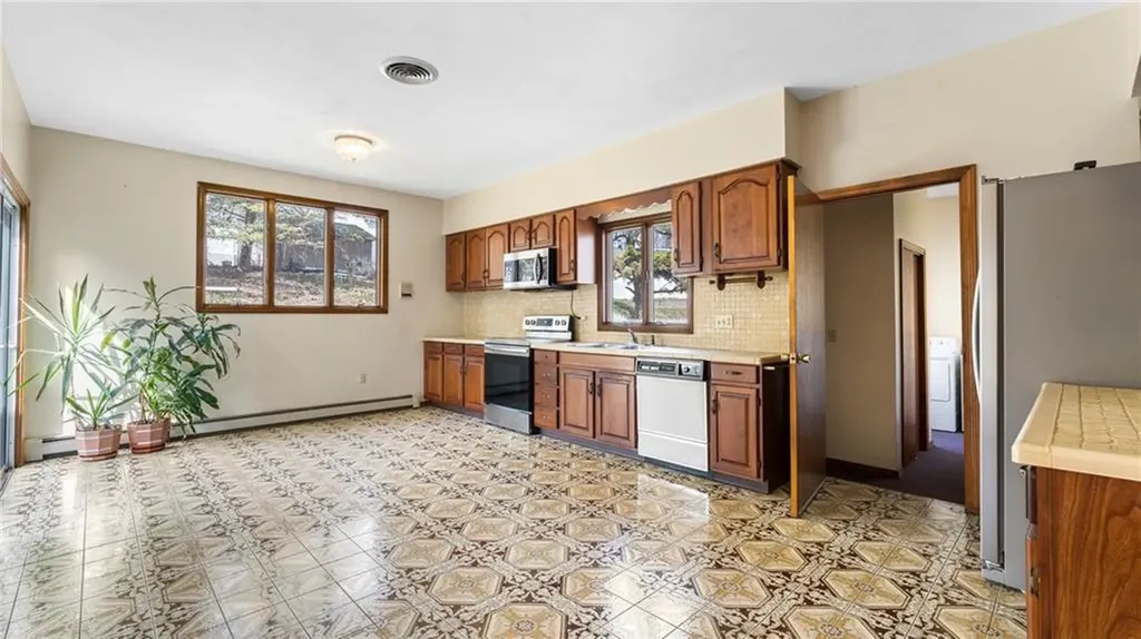 135 Carlson Drive Cumberland RI 02864