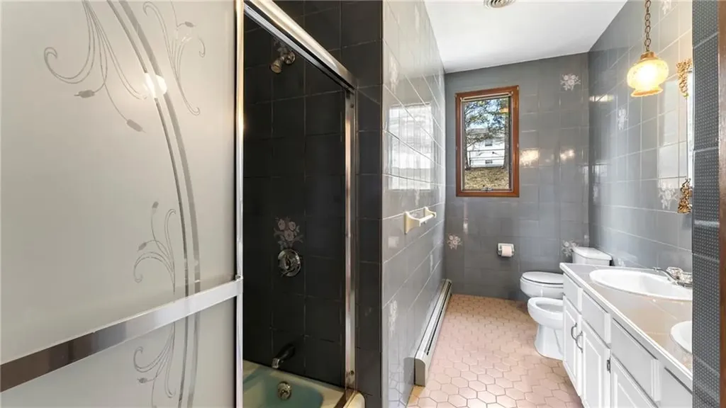 135 Carlson Drive Cumberland RI 02864