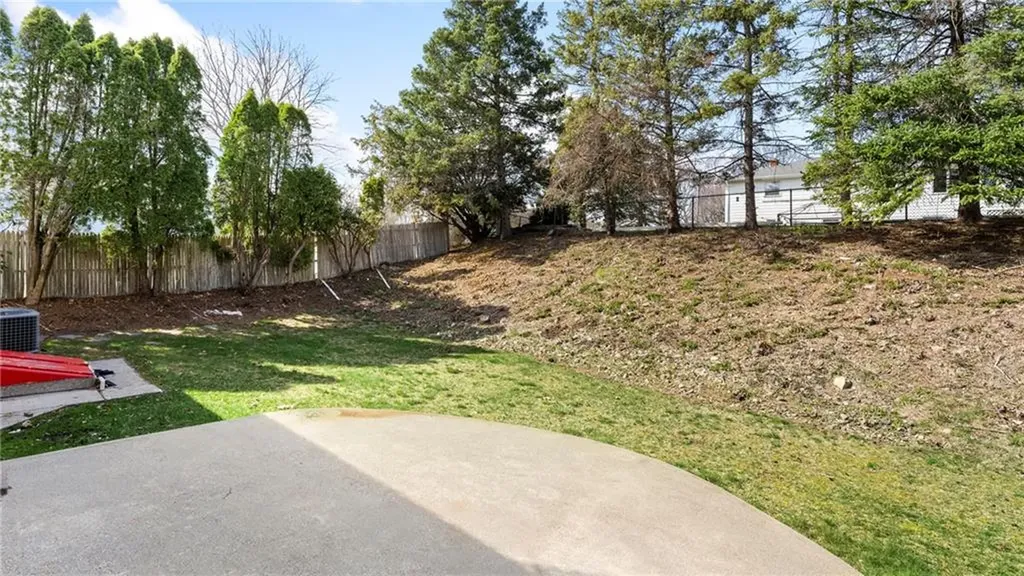 135 Carlson Drive Cumberland RI 02864