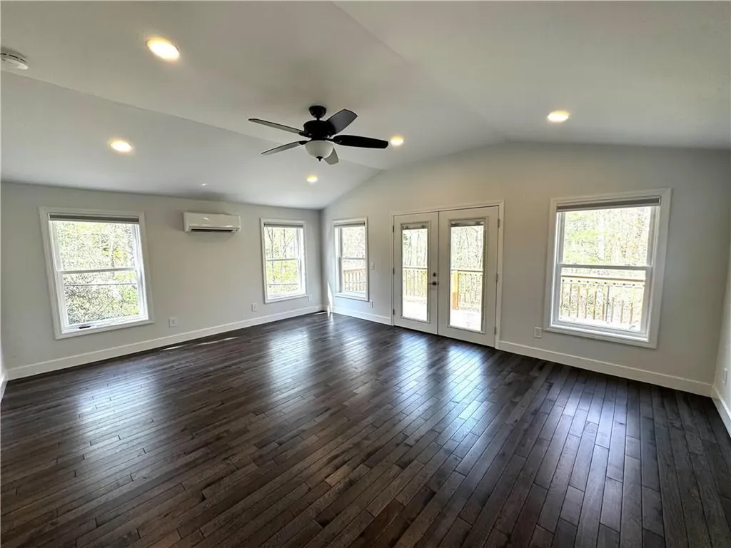 51 Pole Bridge Road Scituate RI 02857