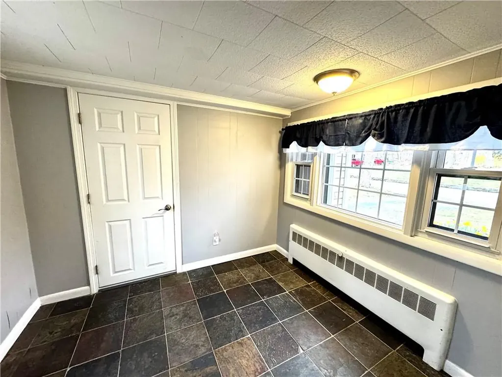 51 Pole Bridge Road Scituate RI 02857