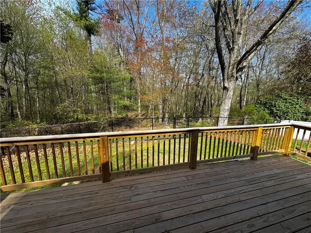 51 Pole Bridge Road Scituate RI 02857