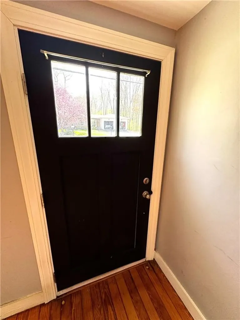 51 Pole Bridge Road Scituate RI 02857