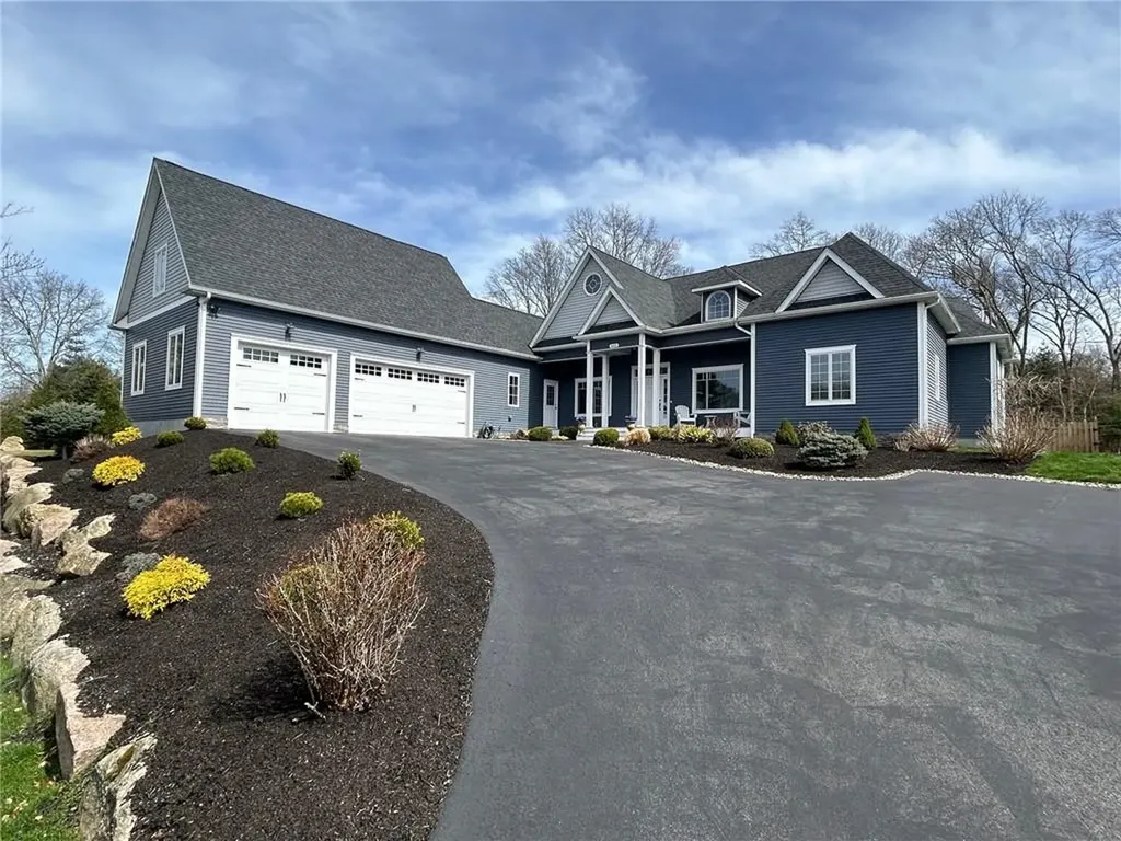 402 Sylvan Court North Kingstown RI 02874