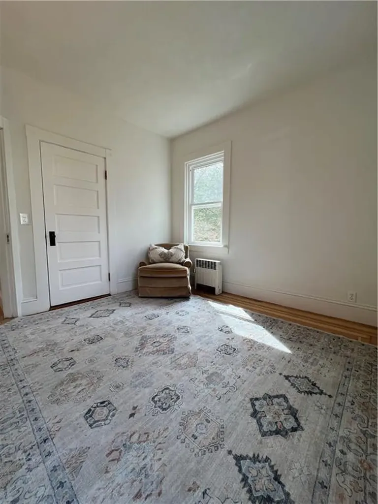 279 Beach Avenue Warwick RI 02889