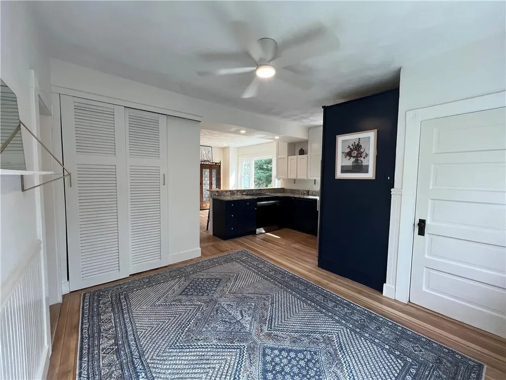 279 Beach Avenue Warwick RI 02889